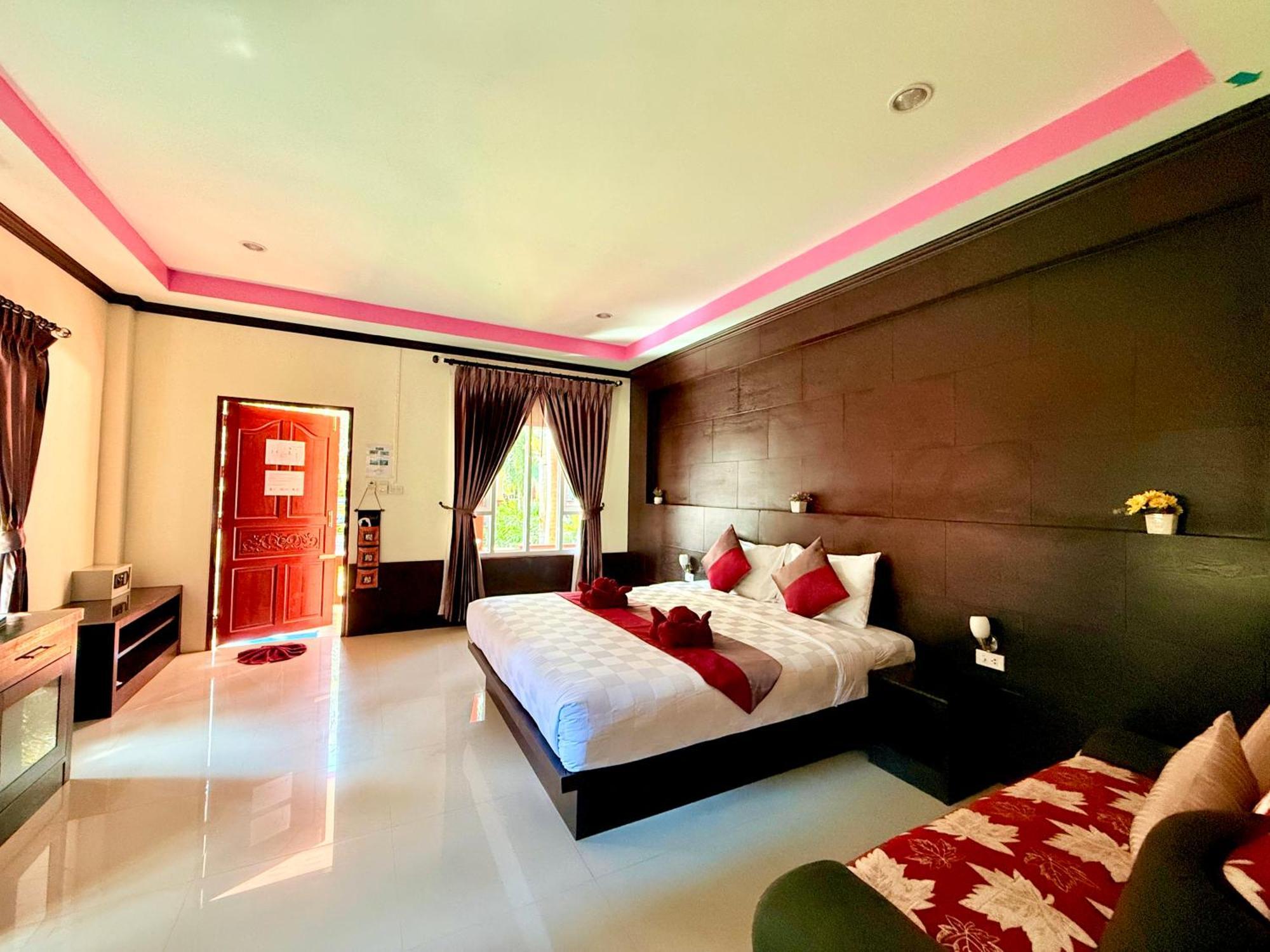 พีชฟูล รีสอร์ท เกาะลันตา