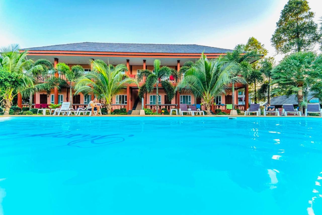 Peaceful , Long - 3* Ko Lanta